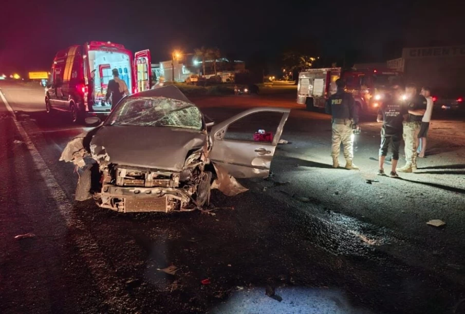 Acidente com três veículos na BR-153 deixa quatro feridos em Uruaçu