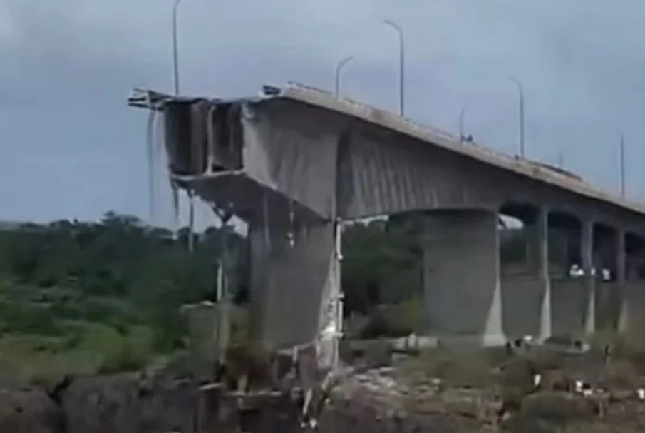 Ponte que liga Maranhão e Tocantins desaba (Foto: Reprodução)